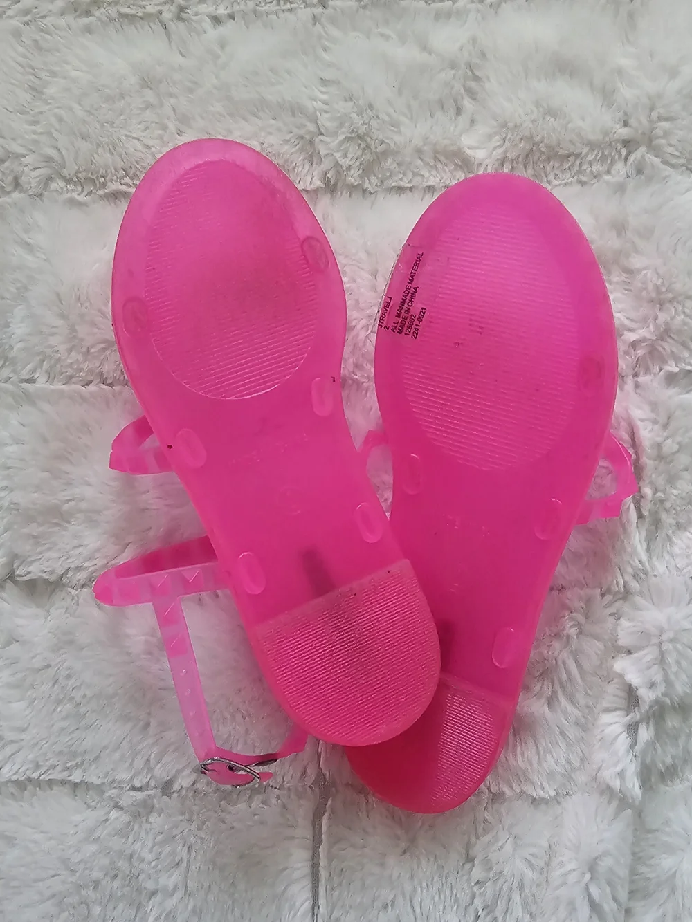 Steve Madden eye catching